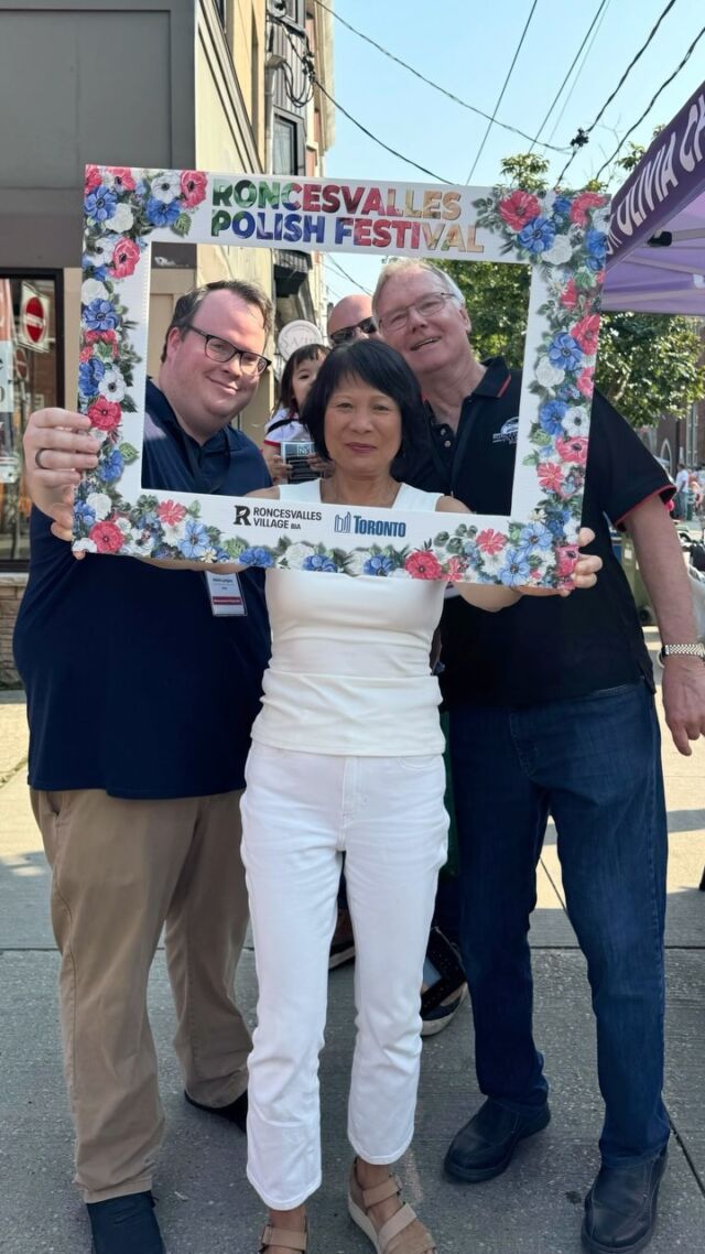 Thank you to our amazing Mayor Olivia Chow @oliviachow for visiting us TWICE this year at Roncesvalles Polish Festival this year 🇵🇱💃🥟☀️

We are very thankful for the City of Toronto’s support for the festival and of course we enjoyed hosting our amazing mayor at our festival this year! @cityofto 

.....⁠ 
The Roncesvalles Polish Festival is funded and managed by the Roncesvalles Village BIA. For more information on the festival and how to participate, visit http://www.polishfestival.ca 
 
 
#roncesvallesvillage #roncesvillage #roncyrocks #roncesvallespolishfestival #torontofestivals #torontofestival #roncesvallespolishfestival2024 #toronto #roncypolishfest